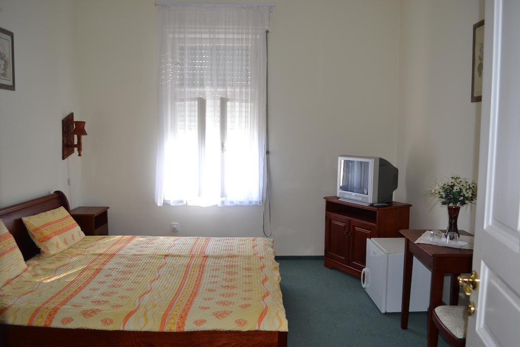 Nosztalgia Hotel Балатонсарсо Номер фото